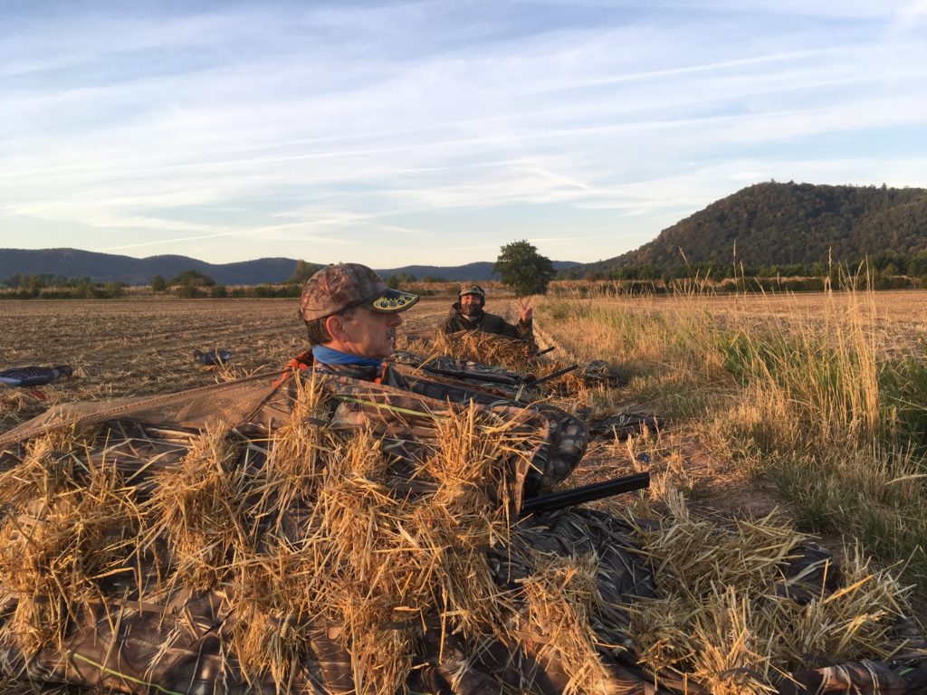 Getarnte Gänsejäger