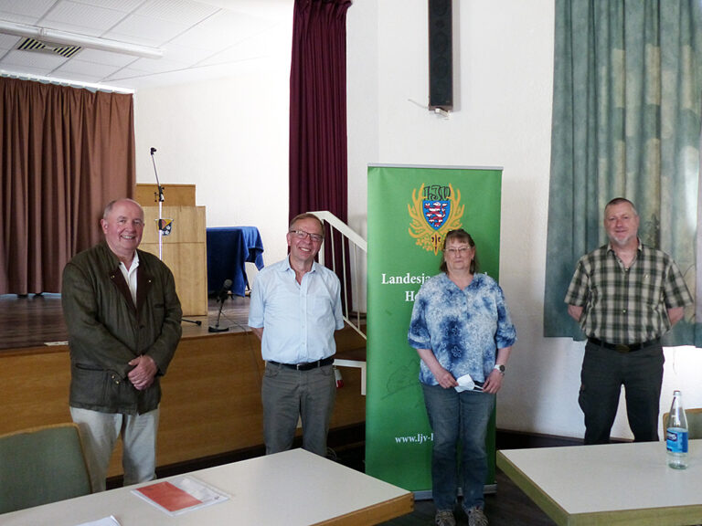 LJV-Vizepräsident Dr. Rudolf Leinweber, Helmut Odenwald, Bärbel Griesheimer und Hans-Jörg Schanz (von links).